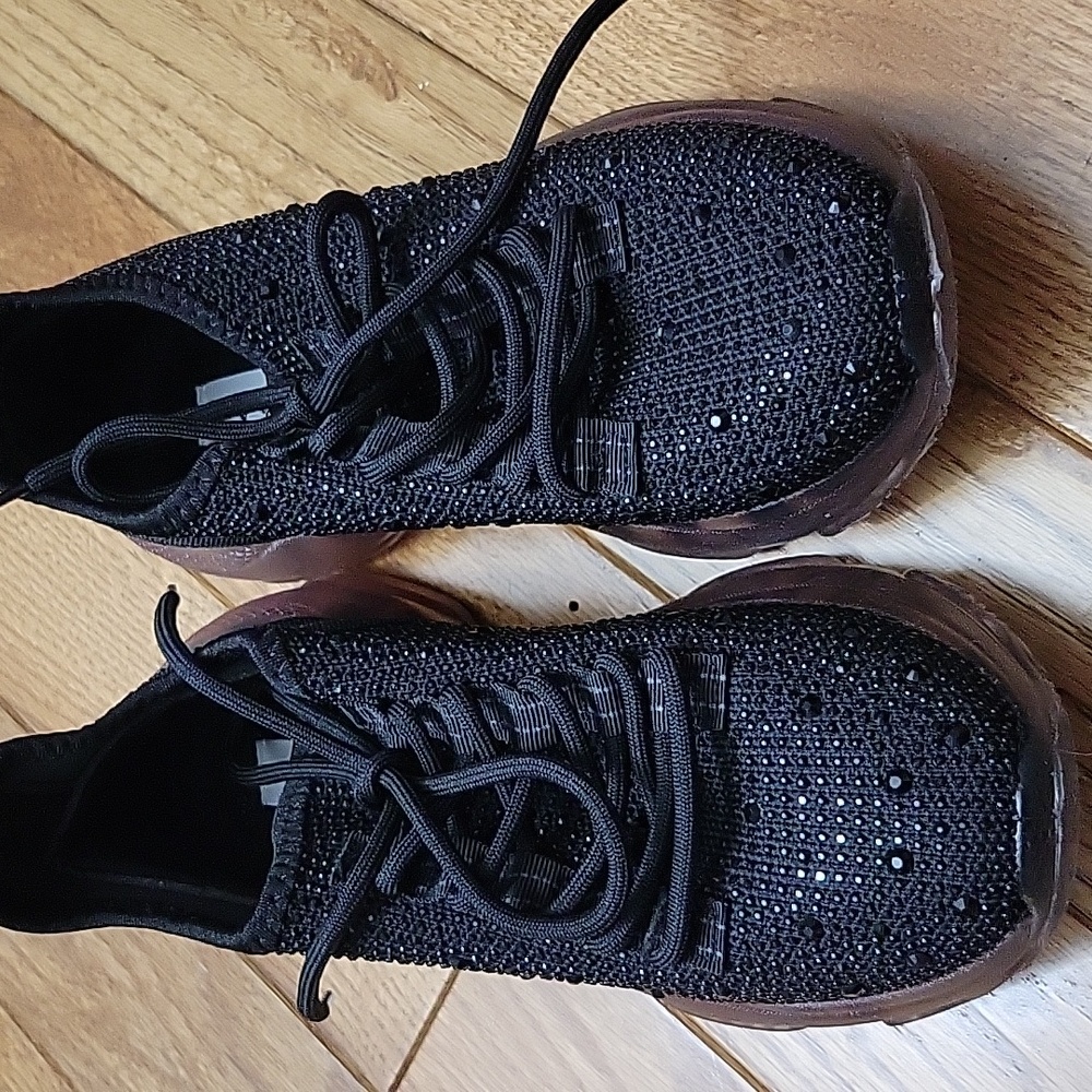 Very G HELLA Black Rhinestone Sneakers - Picture 3 of 10